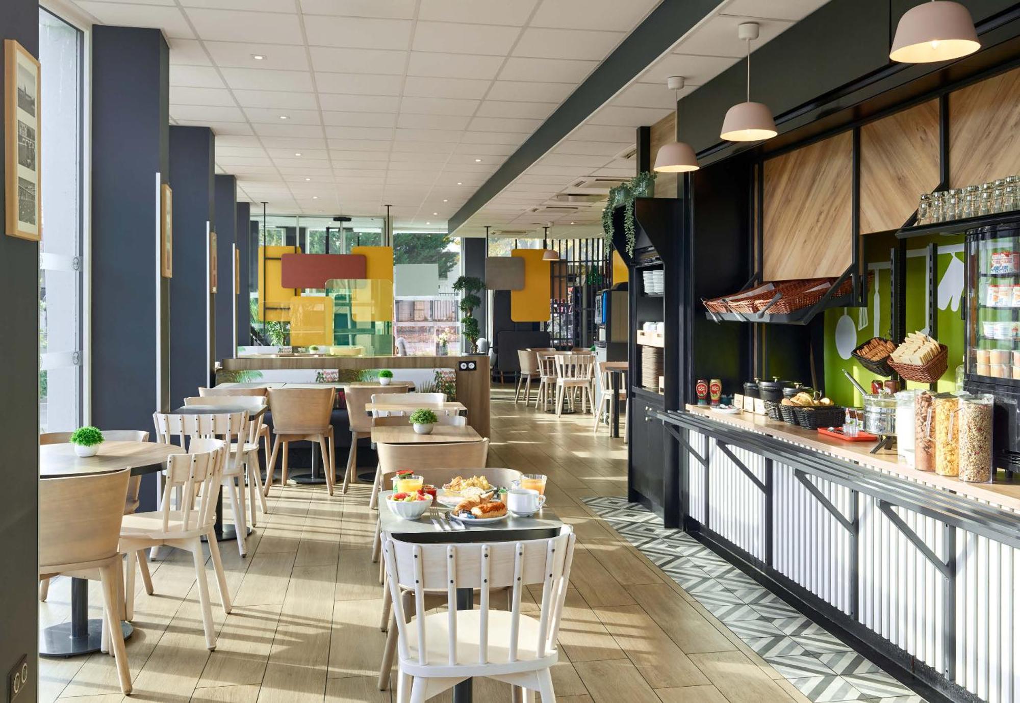 B&B Hotel Massy Gare Tgv Exteriér fotografie